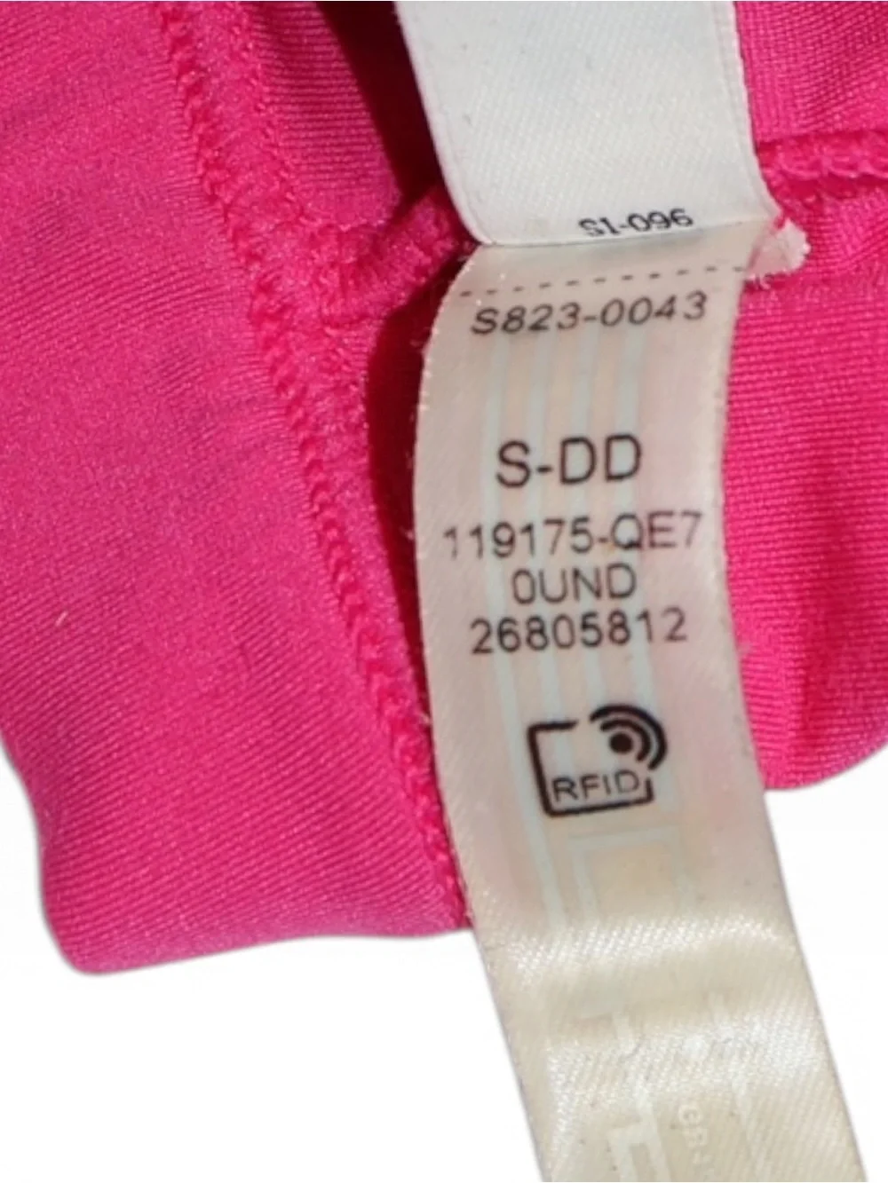PINK Victorias Secret selling this